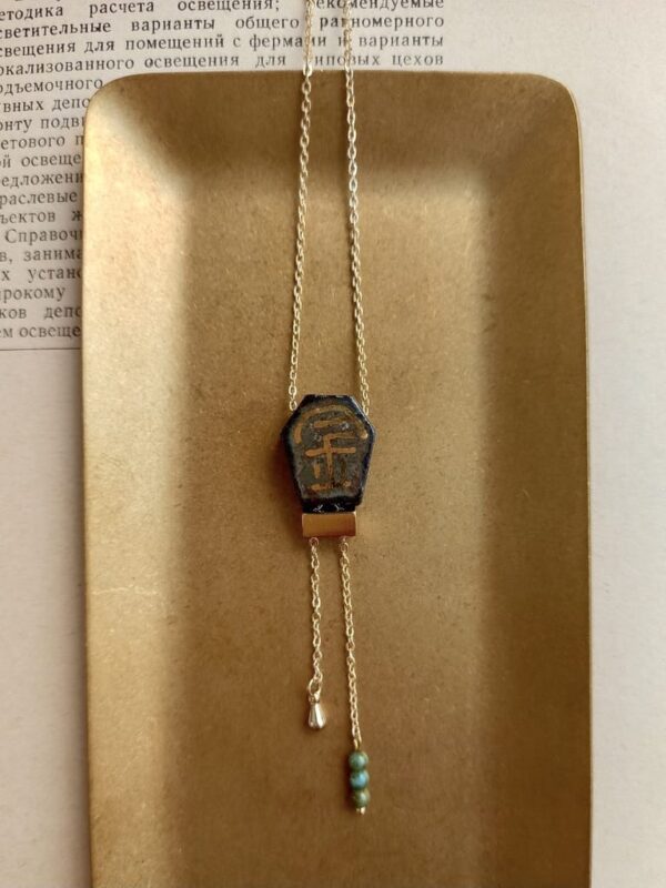 Y necklace with Chinese character gold