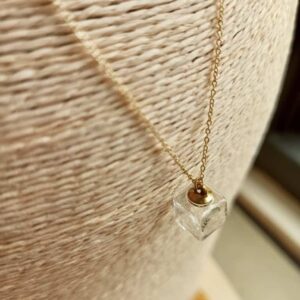 small glass perfume/essential oil diffuser necklace