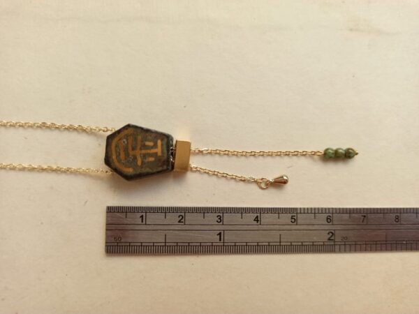 Y necklace with Chinese character gold