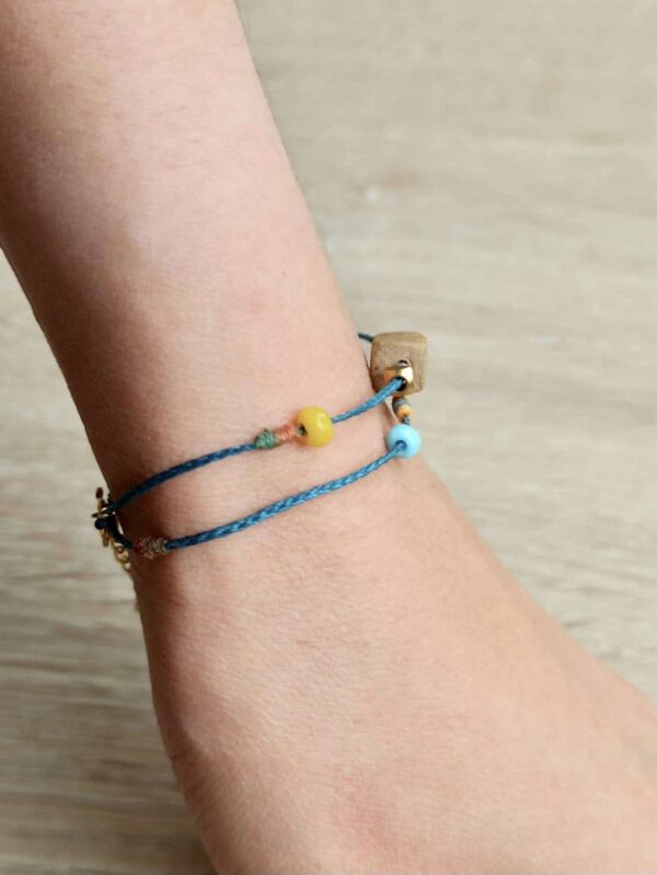Double Circle Wax Cord Four-Strand Knot Bracelet