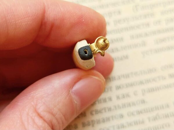 Pencil Diffuser Brooch