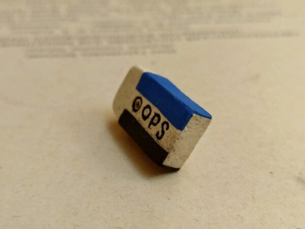 Eraser Diffuser Brooch