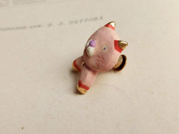 cat diffuser pin