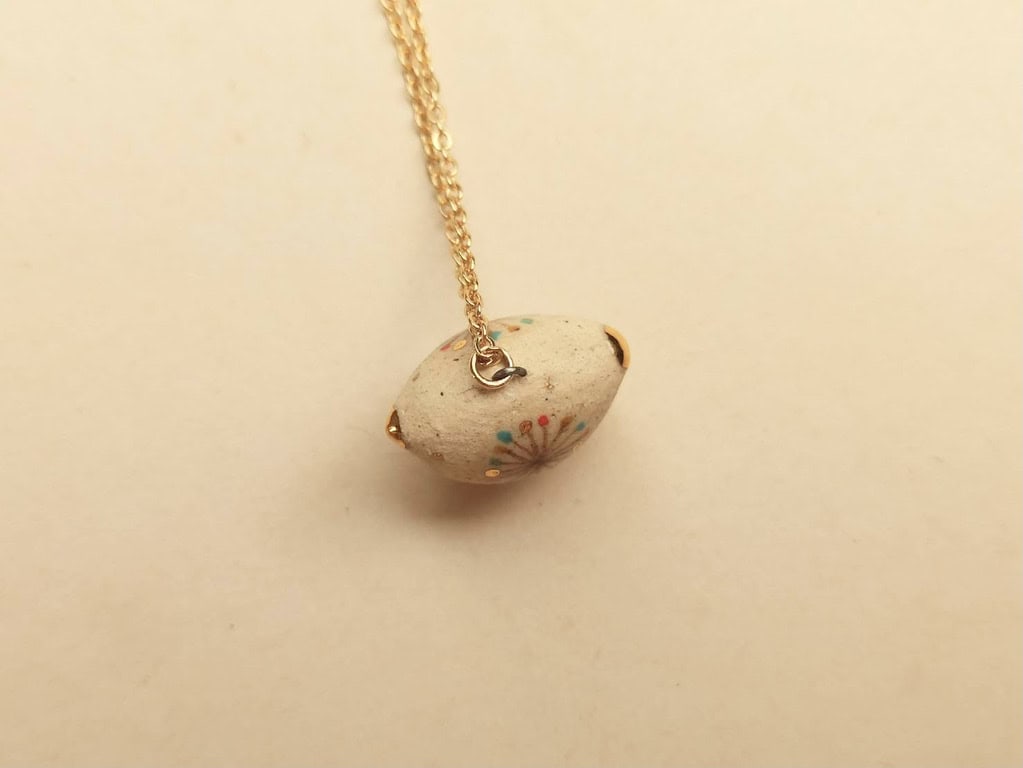 colour dotted bird ceramic diffuser necklace-1