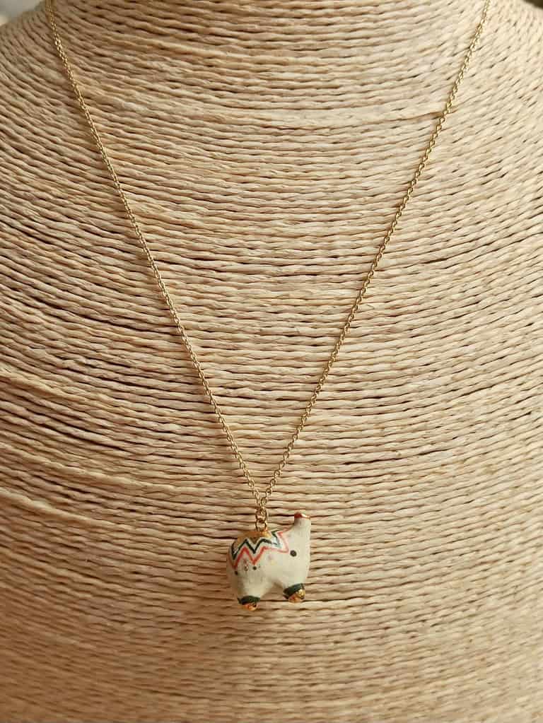 colour dotted elephant ceramic diffuser necklace-1