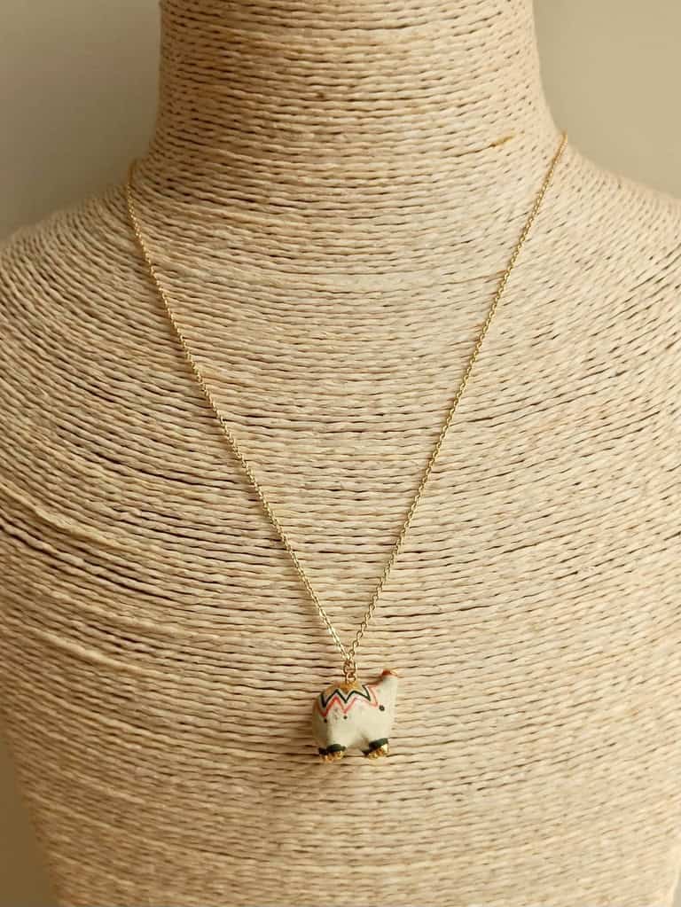colour dotted elephant ceramic diffuser necklace-1