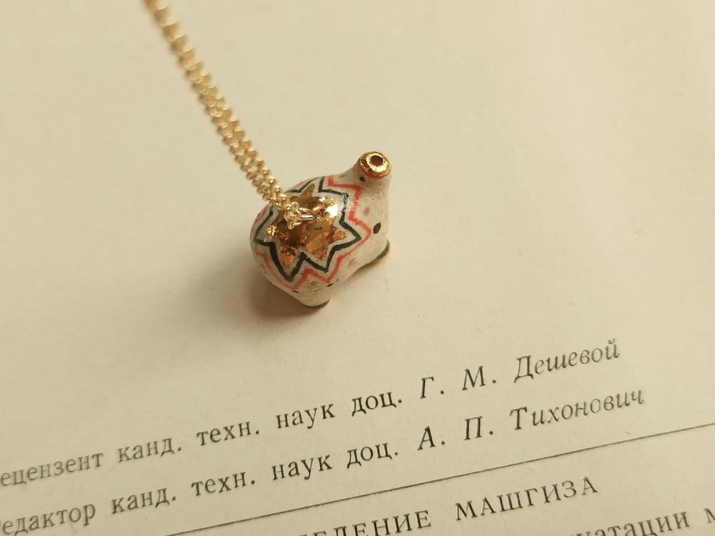 colour dotted elephant ceramic diffuser necklace-1