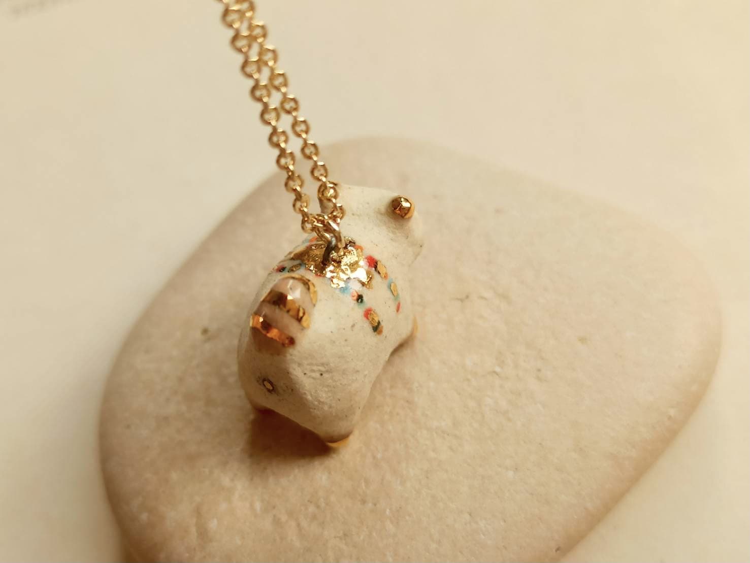 colour fatty cat ceramic diffuser necklace-1