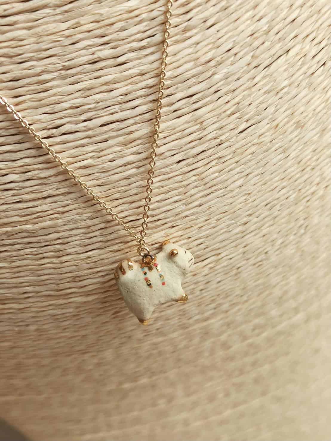 colour fatty cat ceramic diffuser necklace-1
