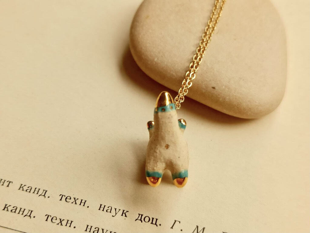 colour fox ceramic diffuser necklace-1