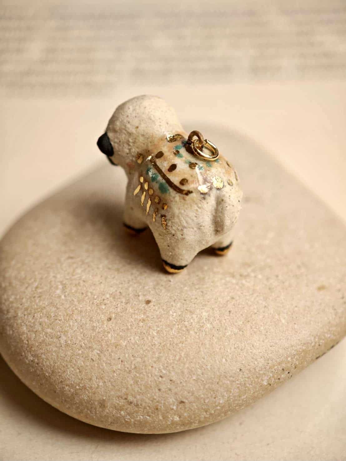 Refillable Blacknose Sheep Ceramic Diffuser Necklace for Essential Oils & Perfume