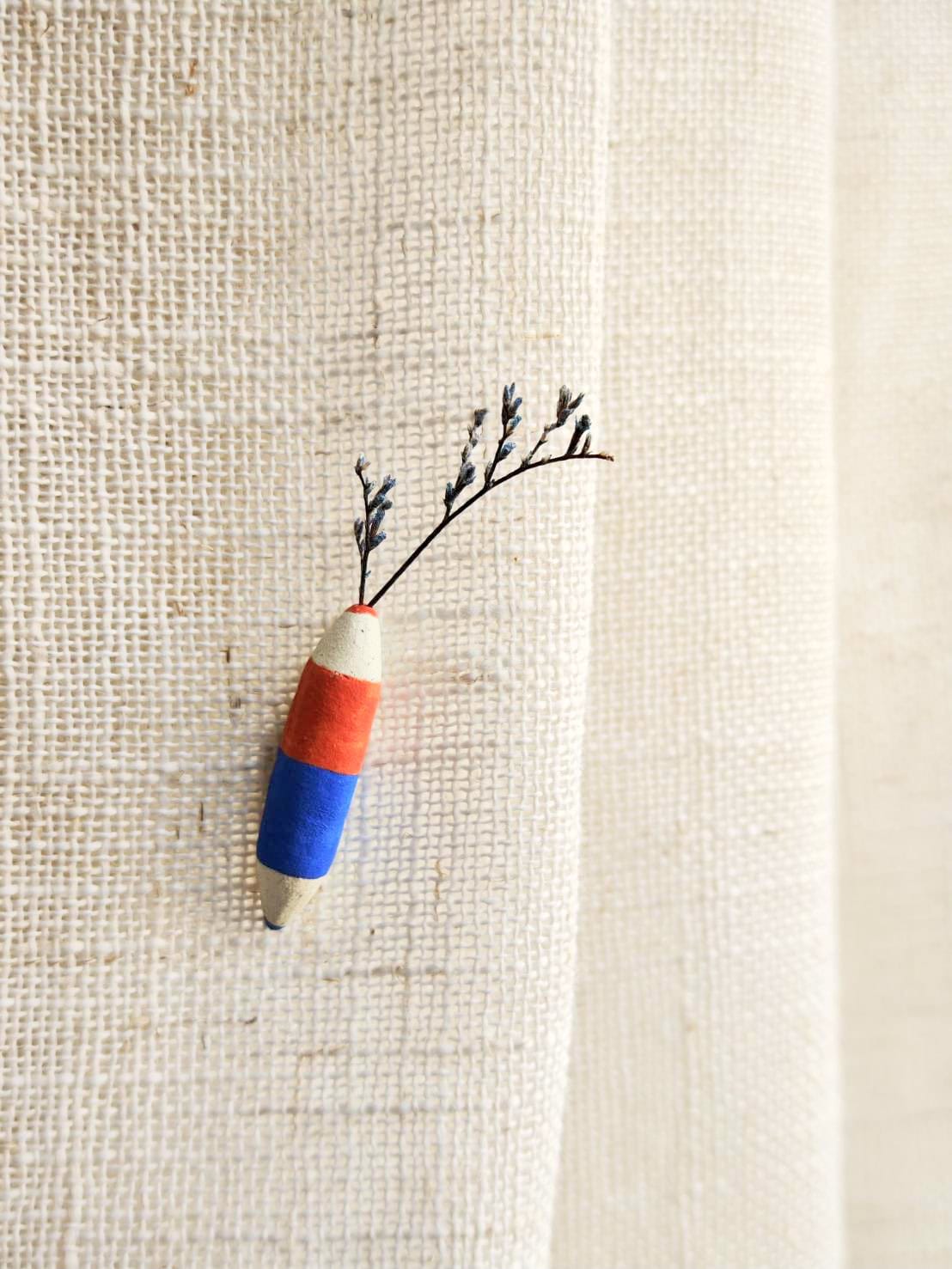 Dual-Tone Pencil Ceramic Aroma Diffuser Magnetic Pin