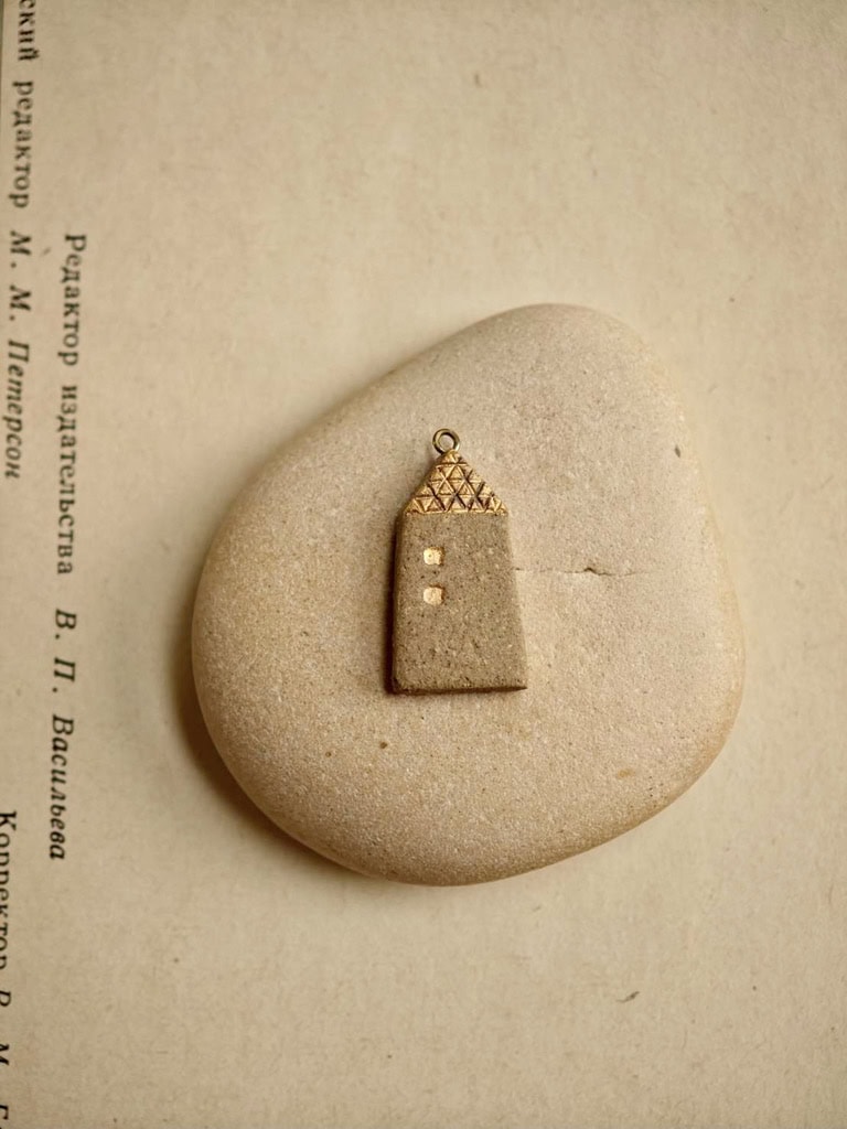 Brown Fairytale Tiny House Ceramic Essential Oil Diffuser Necklace